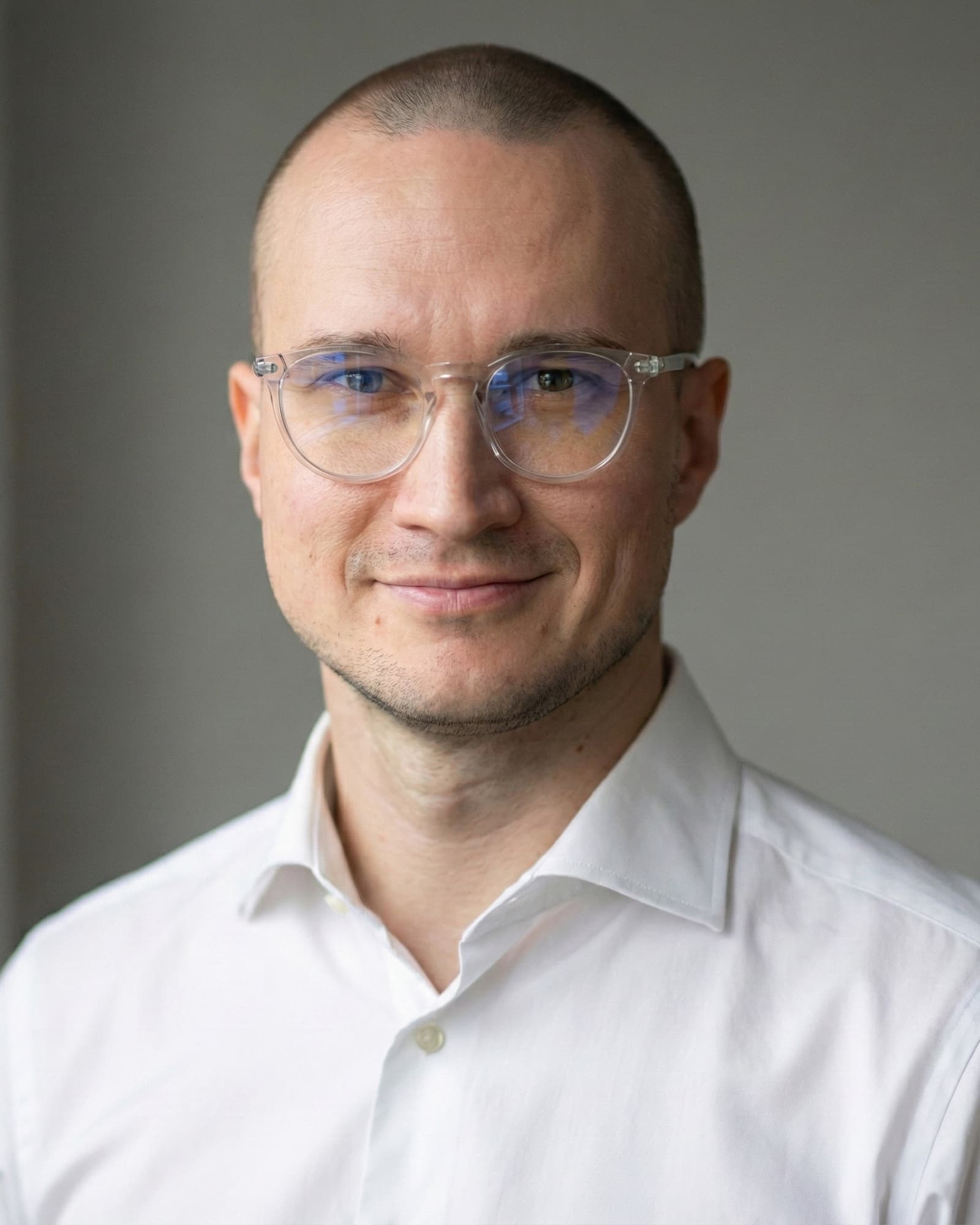 Headshot of Stefan Ojanen